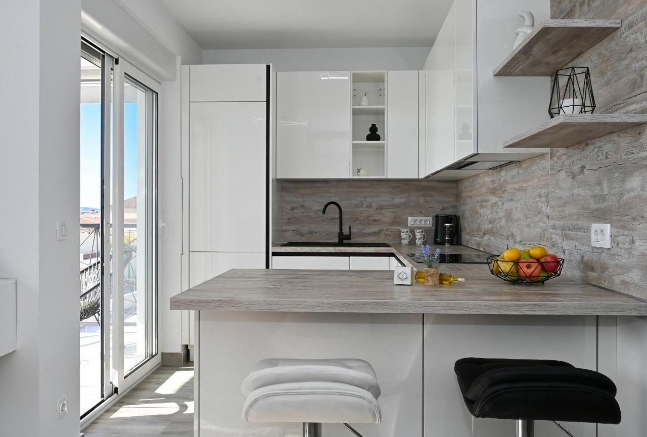 Luxury Apartment White Crystal Kastela Dış mekan fotoğraf